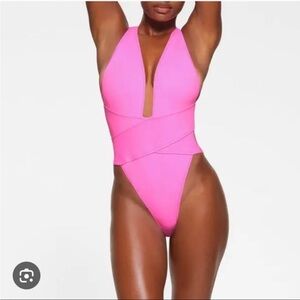 SKIMS swim cut out plunge monokini